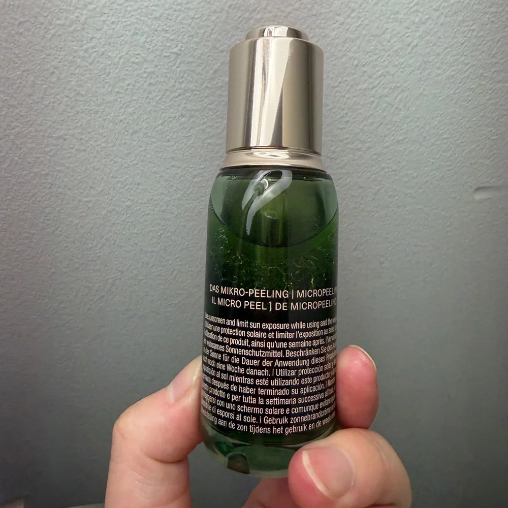La Mer The Micro Peel 1 Fl Oz / 30ml – New Open Box, Never Used - Picture 2 of 8